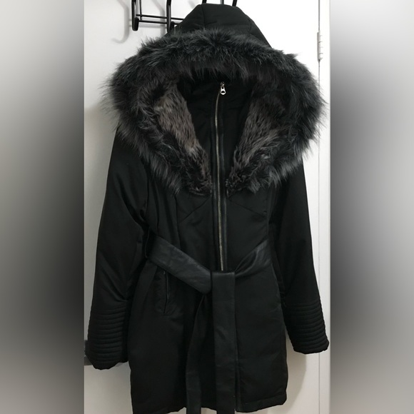 Parka - Picture 4 of 5